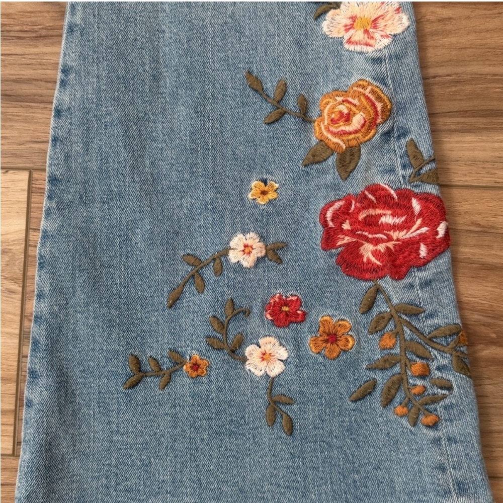 Driftwood Fiora Flare Jeans | Embroidered Floral Boho Western Farrah Style 8 NWT - Picture 4 of 9